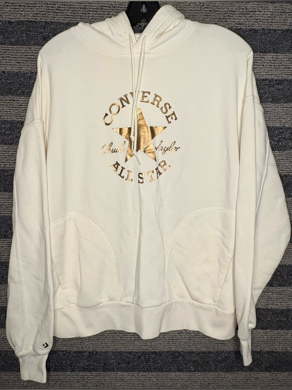 Converse All-Star Chuck Taylor Cream Hoodie Oversized Women’s Small EUC